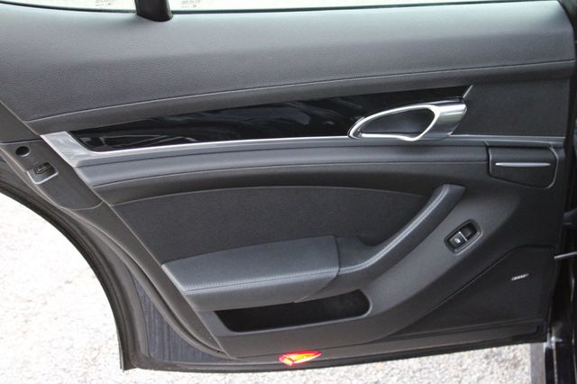 2016 Porsche Panamera 4dr Hatchback Edition - 22952603 - 19