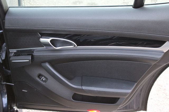 2016 Porsche Panamera 4dr Hatchback Edition - 22952603 - 21