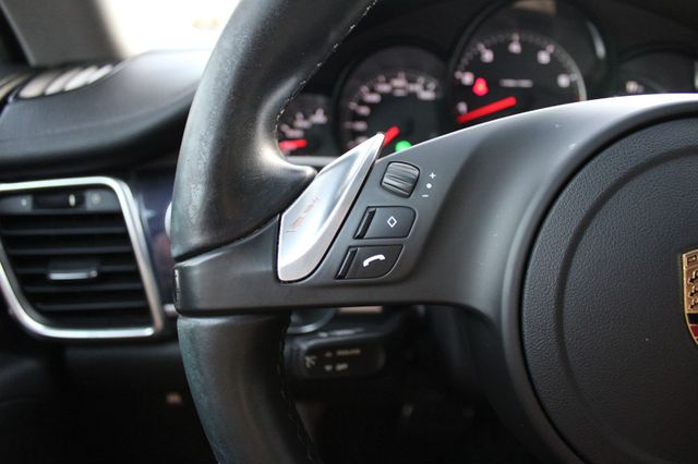 2016 Porsche Panamera 4dr Hatchback Edition - 22952603 - 24