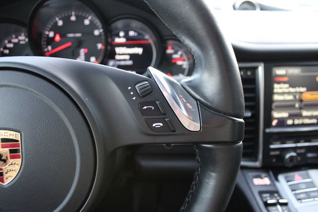 2016 Porsche Panamera 4dr Hatchback Edition - 22952603 - 26