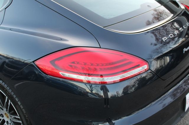 2016 Porsche Panamera 4dr Hatchback Edition - 22952603 - 32