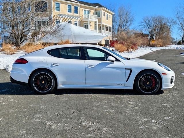 2016 Porsche Panamera 4dr Hatchback GTS - 23000639 - 3