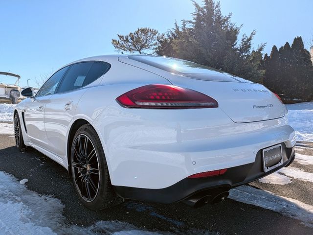 2016 Porsche Panamera