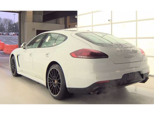 2016 Porsche Panamera 4dr Hatchback GTS - 22979228 - 3