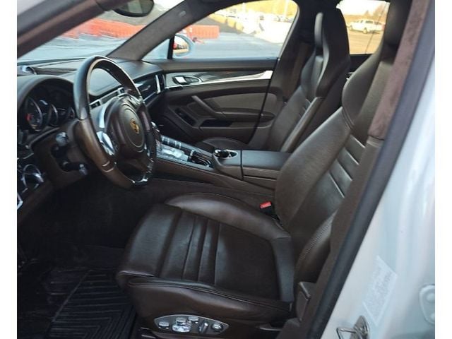 2016 Porsche Panamera 4dr Hatchback GTS - 22979228 - 6