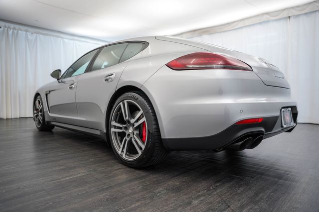 2016 Porsche Panamera 4dr Hatchback GTS - 23064871 - 30