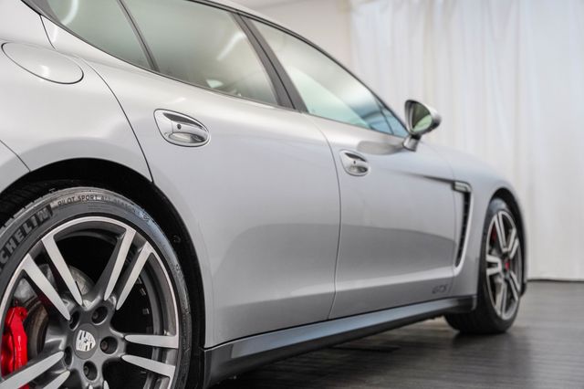2016 Porsche Panamera 4dr Hatchback GTS - 23064871 - 32