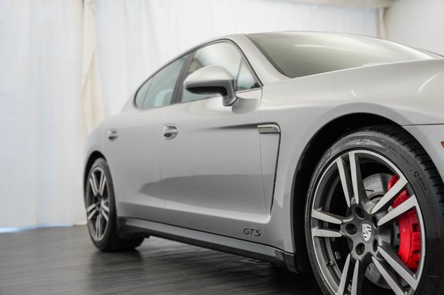 2016 Porsche Panamera 4dr Hatchback GTS - 23064871 - 33