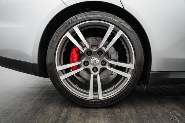 2016 Porsche Panamera 4dr Hatchback GTS - 23064871 - 42