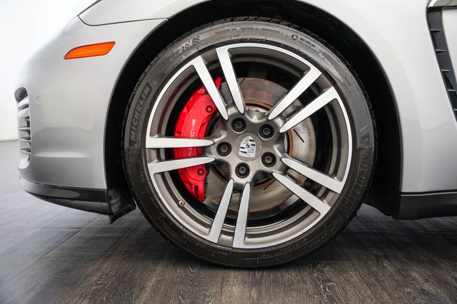 2016 Porsche Panamera 4dr Hatchback GTS - 23064871 - 44