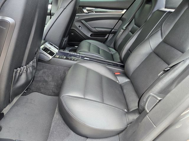 2016 Porsche Panamera 4DR HB - 22929948 - 9