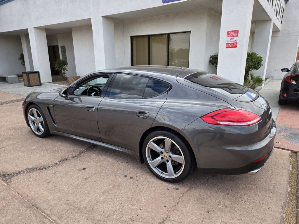 2016 Porsche Panamera 4DR HB - 22929948 - 2