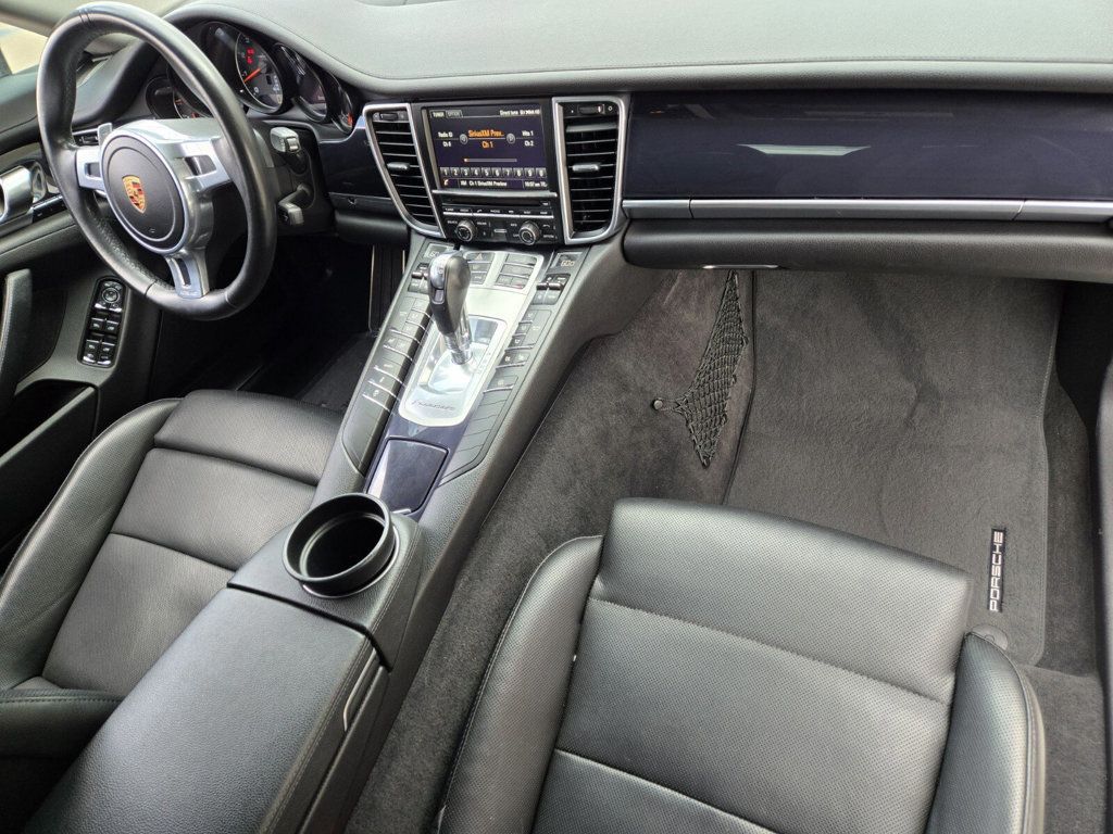 2016 Porsche Panamera 4DR HB - 22937581 - 14