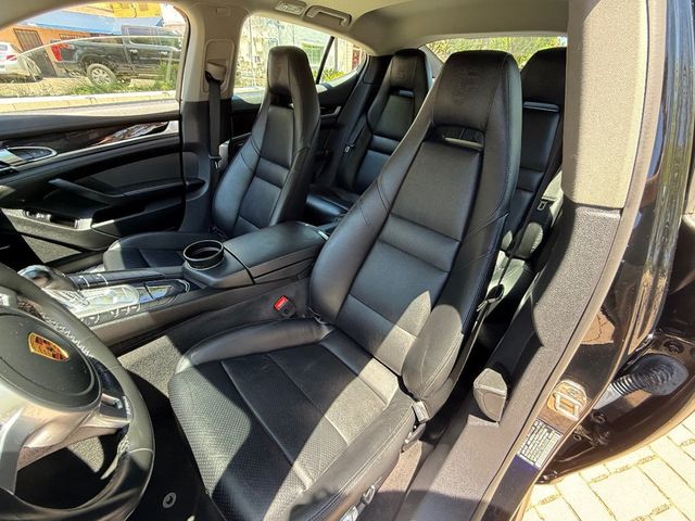 2016 Porsche Panamera Edition - 22878606 - 12