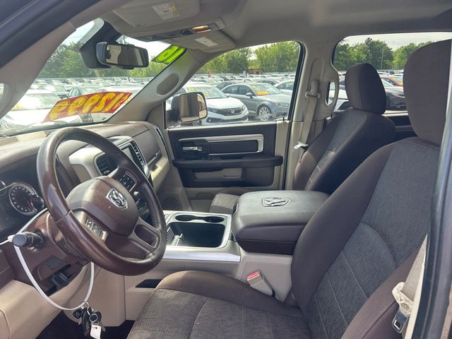 2016 Ram 1500 2WD Crew Cab 140.5" Big Horn - 23020728 - 7