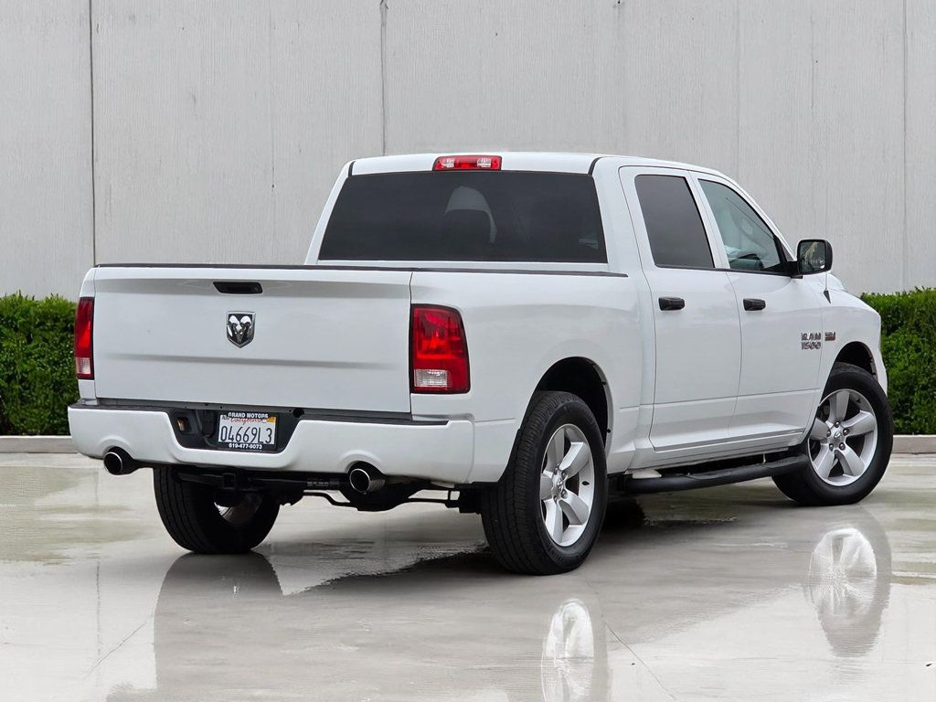 2016 Ram 1500 2WD Crew Cab 140.5" Express - 22865353 - 11
