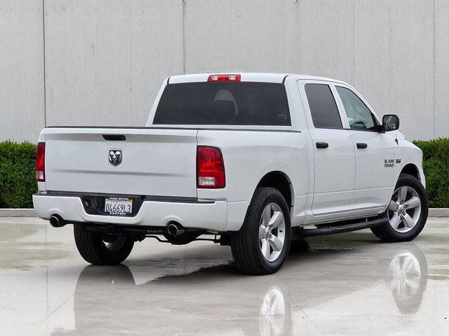 2016 Ram 1500 2WD Crew Cab 140.5" Express - 22865353 - 11