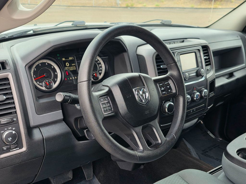 2016 Ram 1500 2WD Crew Cab 140.5" Express - 22865353 - 21