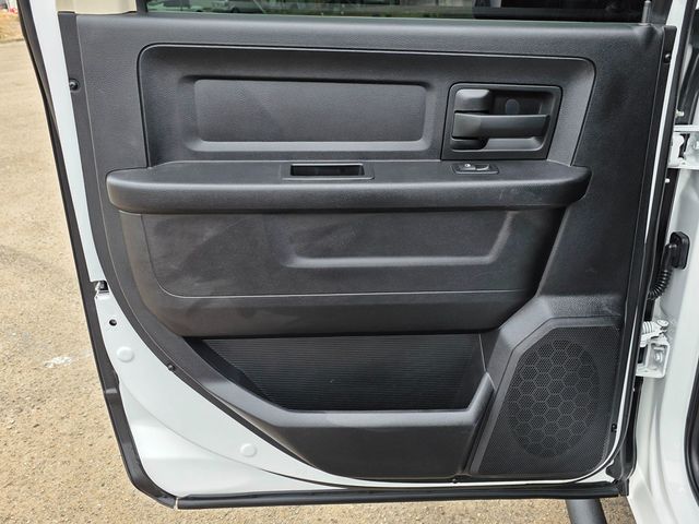 2016 Ram 1500 2WD Crew Cab 140.5" Express - 22865353 - 27