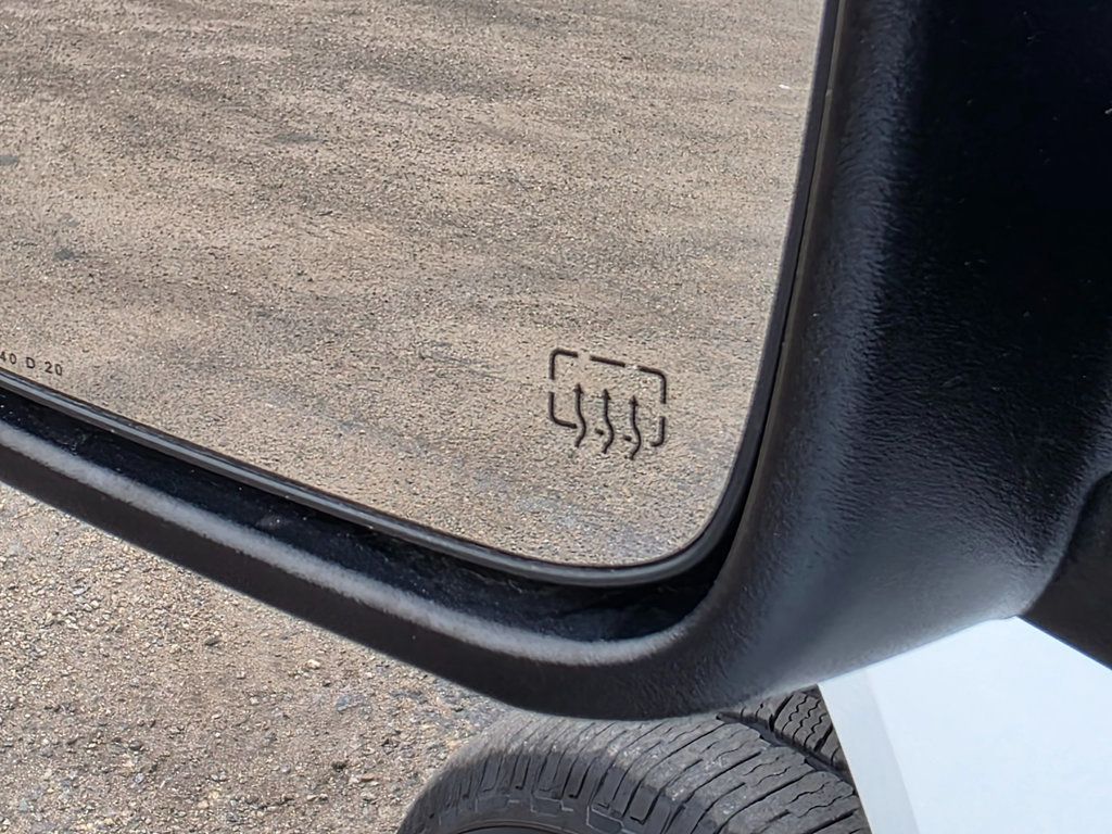 2016 Ram 1500 2WD Crew Cab 140.5" Express - 22865353 - 30