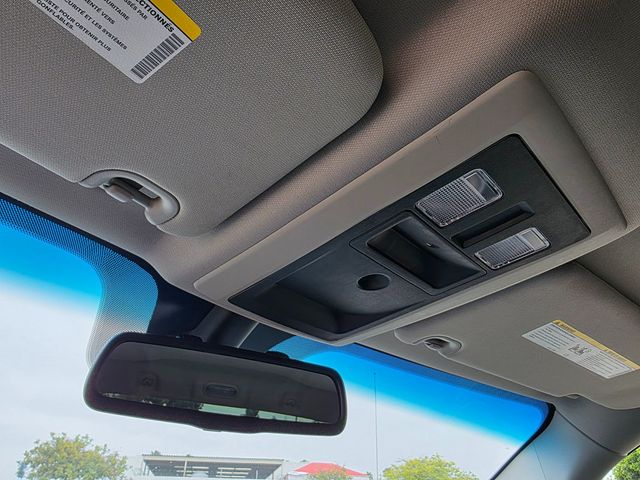 2016 Ram 1500 2WD Crew Cab 140.5" Express - 22865353 - 38