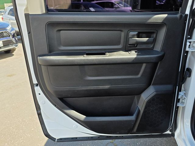 2016 Ram 1500 2WD Crew Cab 140.5" Express - 22916680 - 21