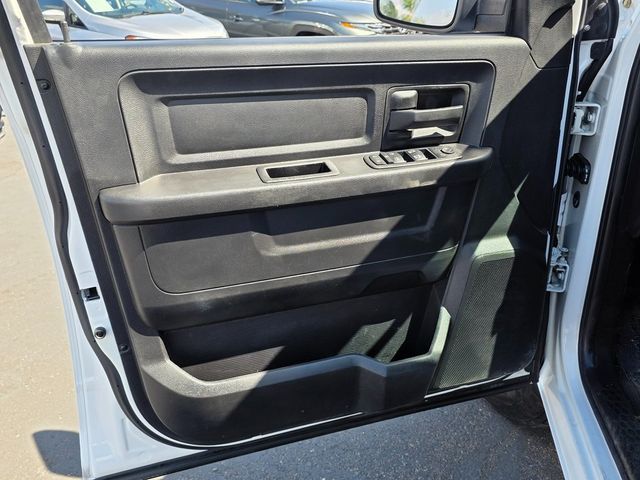 2016 Ram 1500 2WD Crew Cab 140.5" Express - 22916680 - 22