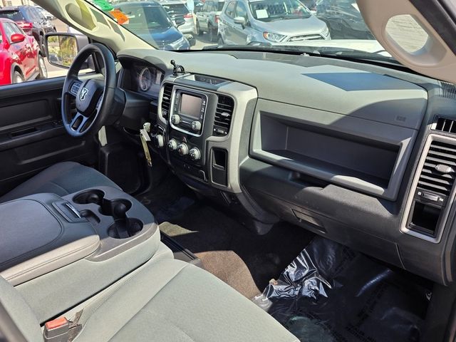 2016 Ram 1500 2WD Crew Cab 140.5" Express - 22916680 - 7