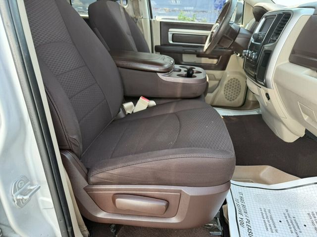 2016 Ram 1500 2WD Crew Cab 140.5" SLT - 23064879 - 16