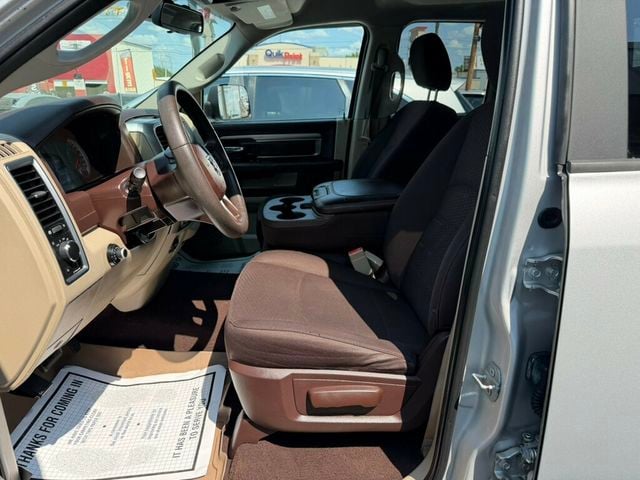 2016 Ram 1500 2WD Crew Cab 140.5" SLT - 23064879 - 1