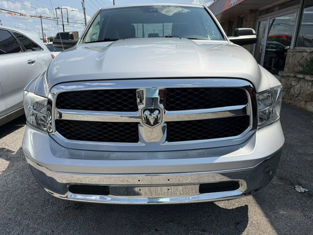 2016 Ram 1500 2WD Crew Cab 140.5" SLT - 23064879 - 4