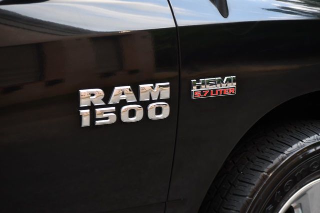 2016 Ram 1500 2WD Quad Cab 140.5" Big Horn - 21885426 - 9