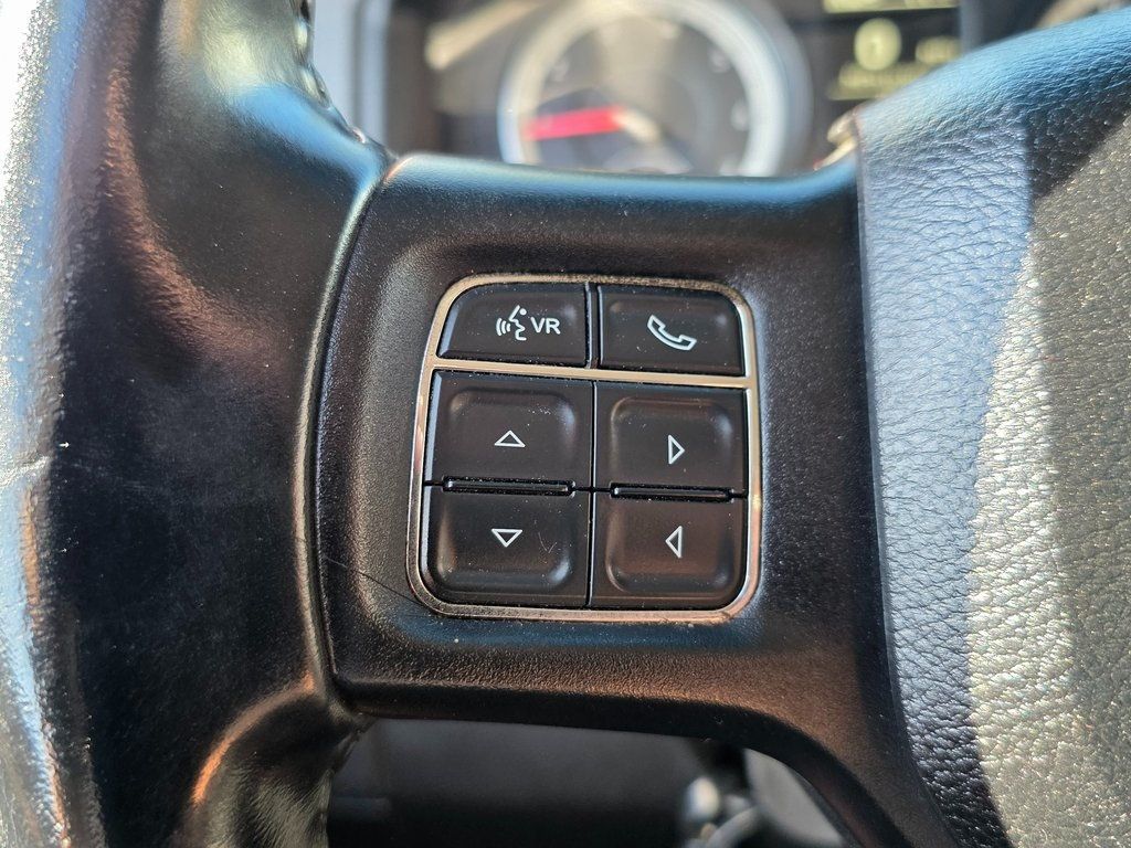 2016 Ram 1500 2WD Quad Cab 140.5" Big Horn - 22951070 - 21