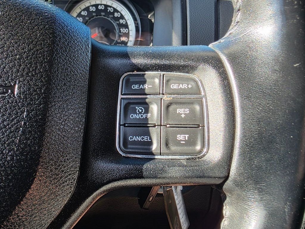 2016 Ram 1500 2WD Quad Cab 140.5" Big Horn - 22951070 - 23