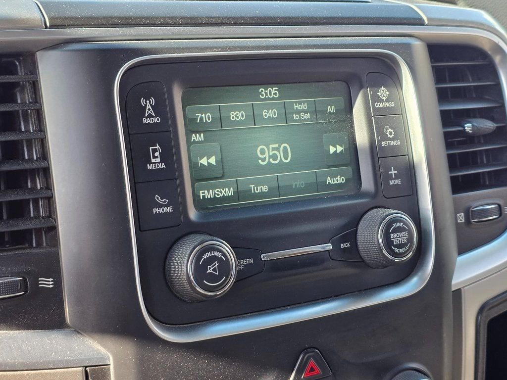 2016 Ram 1500 2WD Quad Cab 140.5" Big Horn - 22951070 - 24