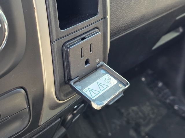 2016 Ram 1500 2WD Quad Cab 140.5" Big Horn - 22951070 - 28