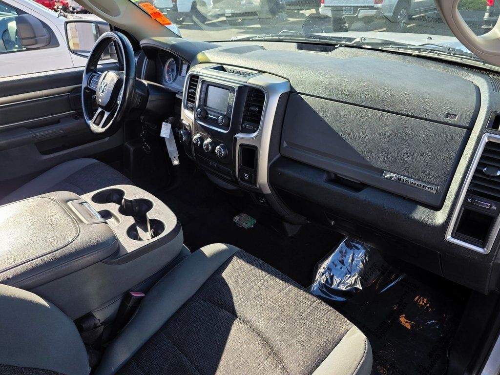 2016 Ram 1500 2WD Quad Cab 140.5" Big Horn - 22951070 - 7