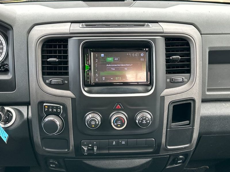 2016 Ram 1500 2WD Quad Cab 140.5" Express - 22967781 - 16