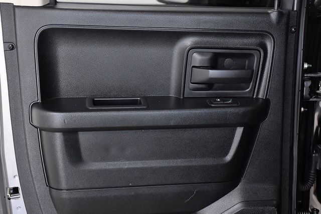 2016 Ram 1500 2WD Quad Cab 140.5" Tradesman - 23063775 - 10