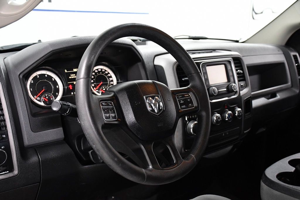 2016 Ram 1500 2WD Quad Cab 140.5" Tradesman - 23063775 - 7