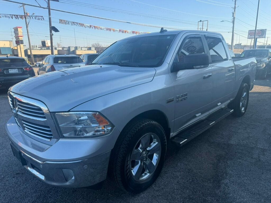 2016 Ram 1500 4WD Crew Cab 140.5" Big Horn - 22967180 | Video 1