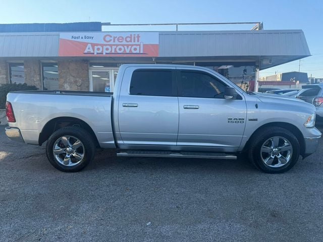 2016 Ram 1500 4WD Crew Cab 140.5" Big Horn - 22967180 - 3