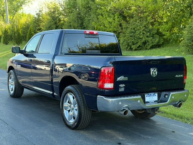 2016 Ram 1500 4WD Crew Cab 140.5" Big Horn - 23008568 - 3