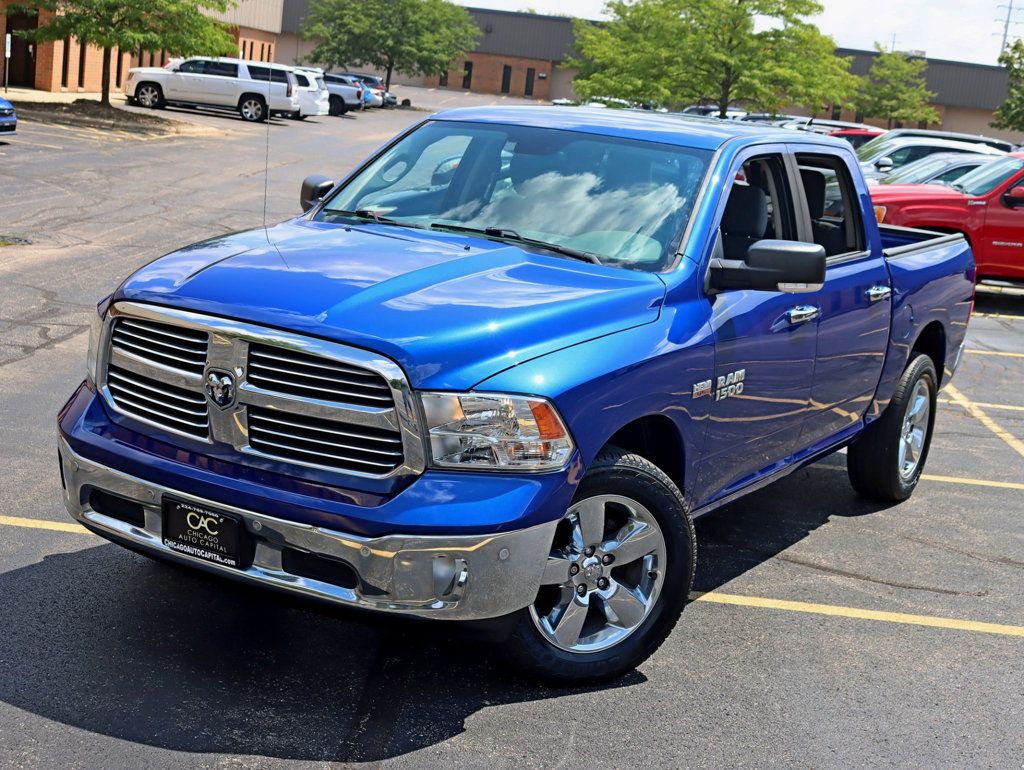 2016 Ram 1500 4WD Crew Cab 140.5" Big Horn - 23062087 - 33