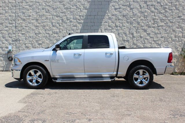 2016 Ram 1500 4WD Crew Cab 140.5" Big Horn - 22879043 - 1