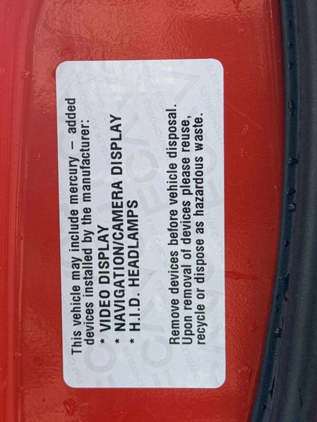 2016 Ram 1500 4WD Crew Cab 140.5" Big Horn - 23015718 - 13