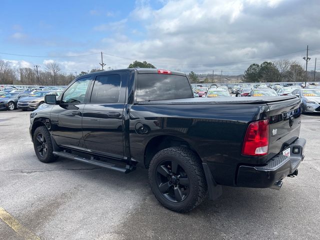 2016 Ram 1500 4WD Crew Cab 140.5" Express - 22991683 - 5