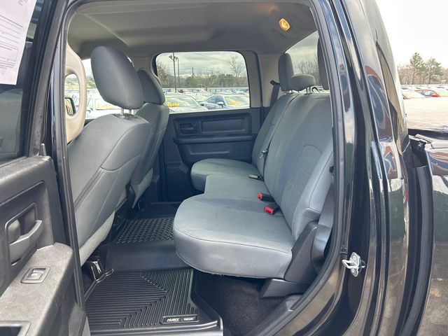 2016 Ram 1500 4WD Crew Cab 140.5" Express - 22991683 - 6