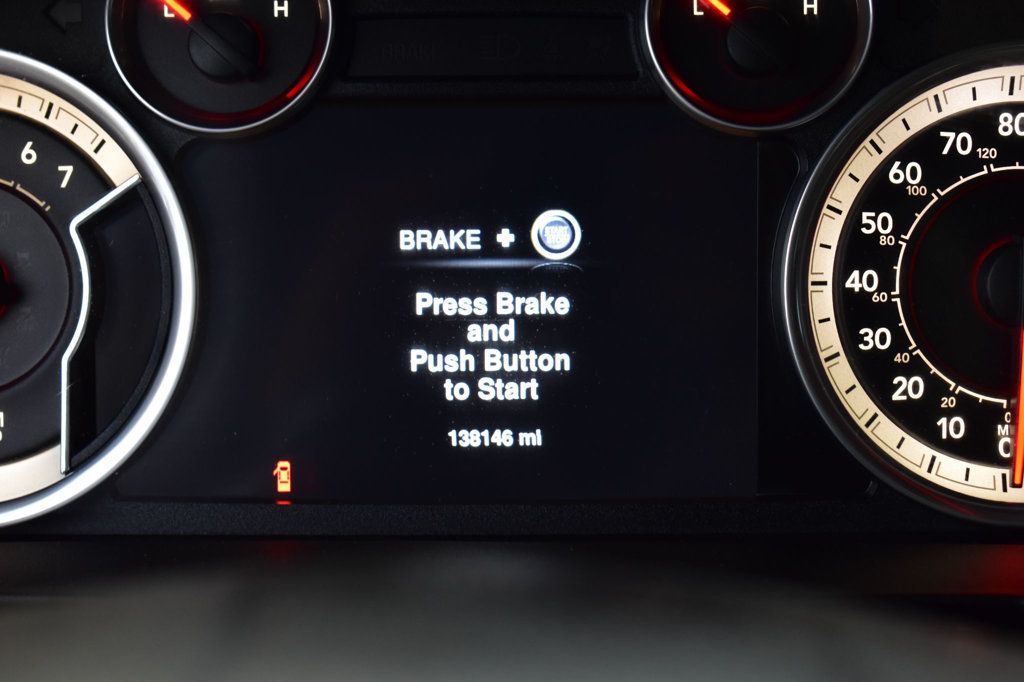 2016 Ram 1500 4WD Crew Cab 140.5" Laramie - 22839310 - 27
