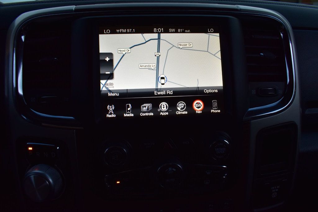 2016 Ram 1500 4WD Crew Cab 140.5" Laramie - 22839310 - 36